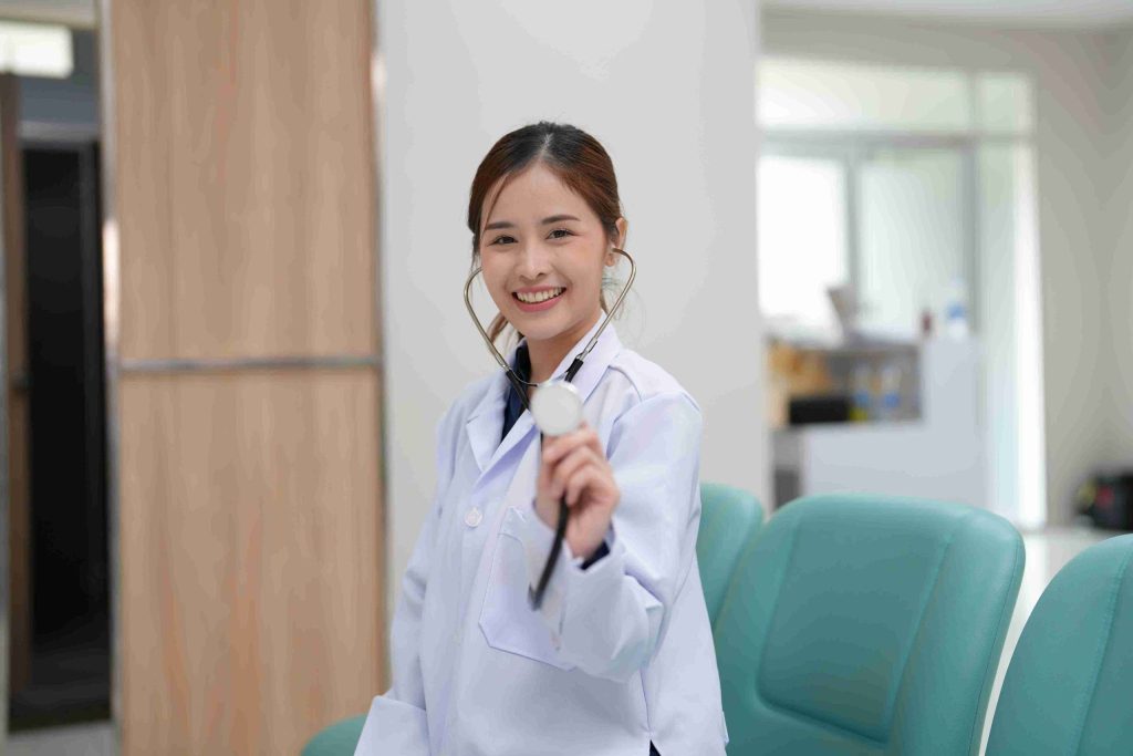 Health Screening Clinic vs Polyclinic: Key Differences